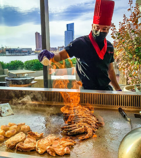 Azumi teppanyaki chef